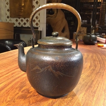 銅壼