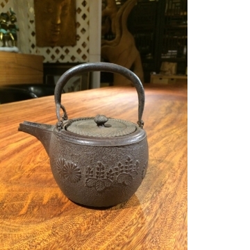 鐵壼